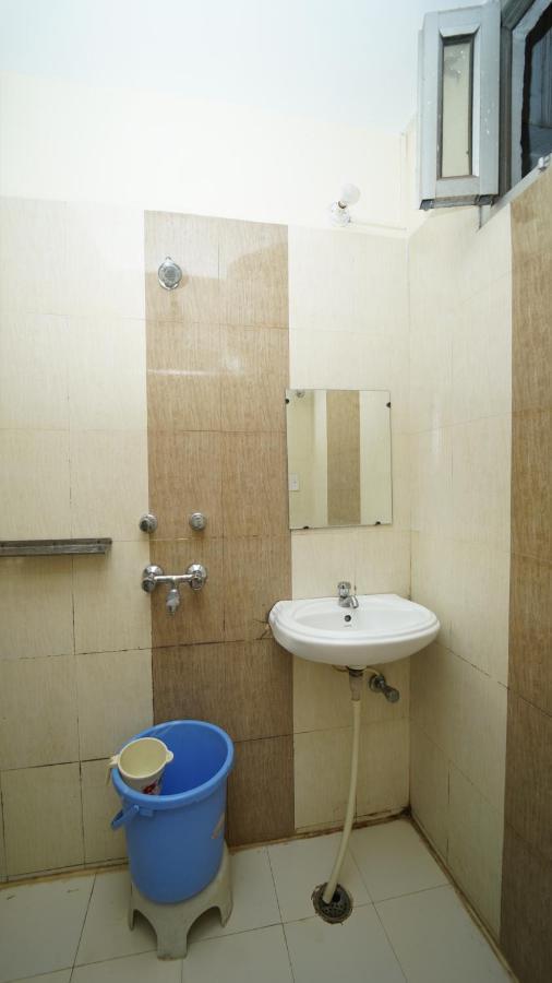 Hotel Orange Classic Рішикеш Екстер'єр фото