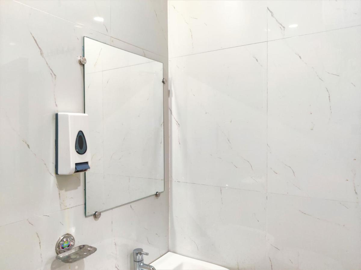 Hotel Orange Classic Рішикеш Екстер'єр фото